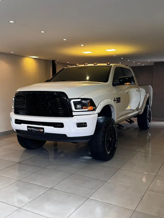Carro Ram 2500 2012 2500 LARAMIE 6.7 TDI CD 4x4 Diesel