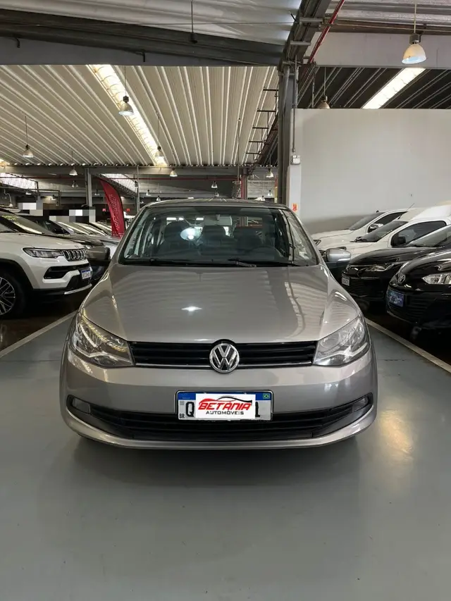 Carro Volkswagen Voyage 2016 1.6 VHT Comfortline (Flex)
