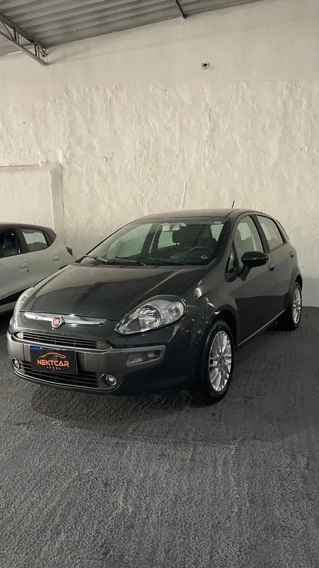 Carro Fiat Punto 2013 Essence 1.6 16V Dualogic (Flex)