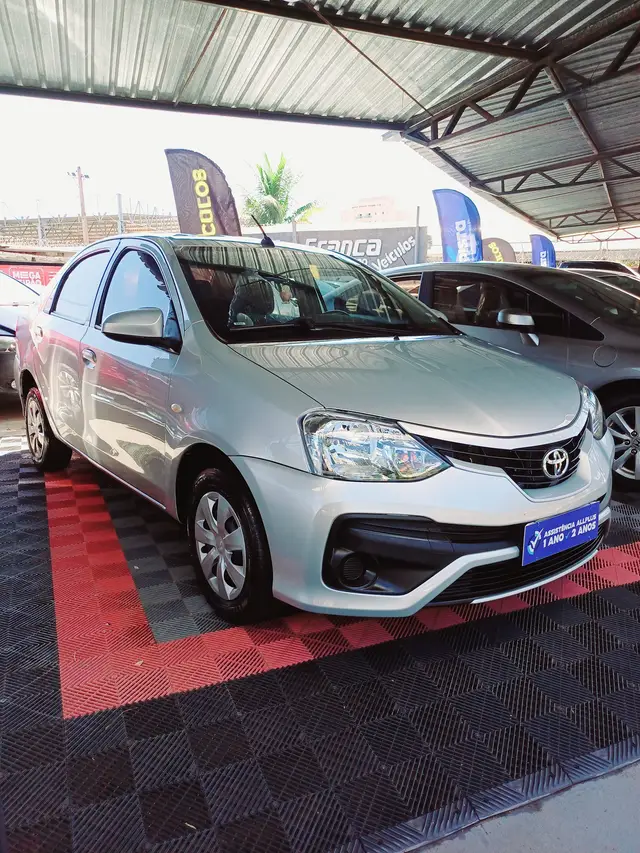 Carro Toyota Etios Sedan 2018 XS 1.5 (Aut) (Flex)