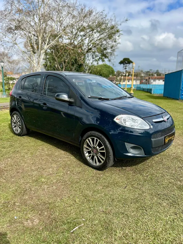 Carro Fiat Palio 2015 Attractive 1.0 Evo (Flex)