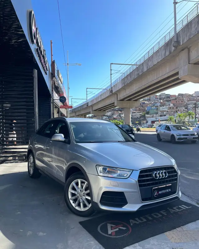 Carro Audi Q3 2016 1.4 TFSI Ambiente S Tronic