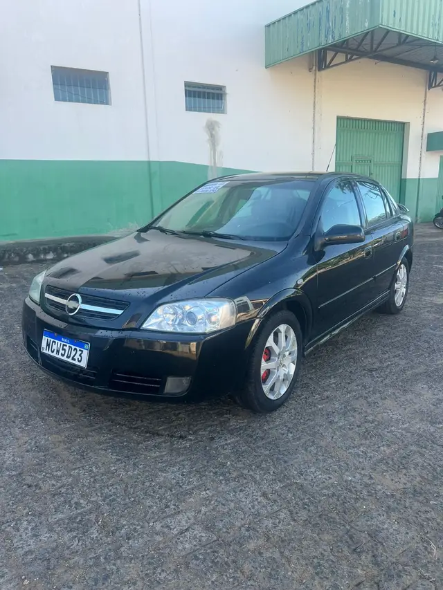 Carro Chevrolet Astra Hatch 2011 Advantage 2.0 (Flex)
