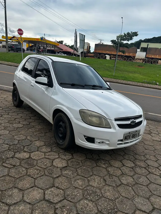 Carro Chevrolet Celta 2015 LT 1.0 (Flex)