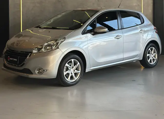 Carro Peugeot 208 2014 Active 1.5 8V (Flex)
