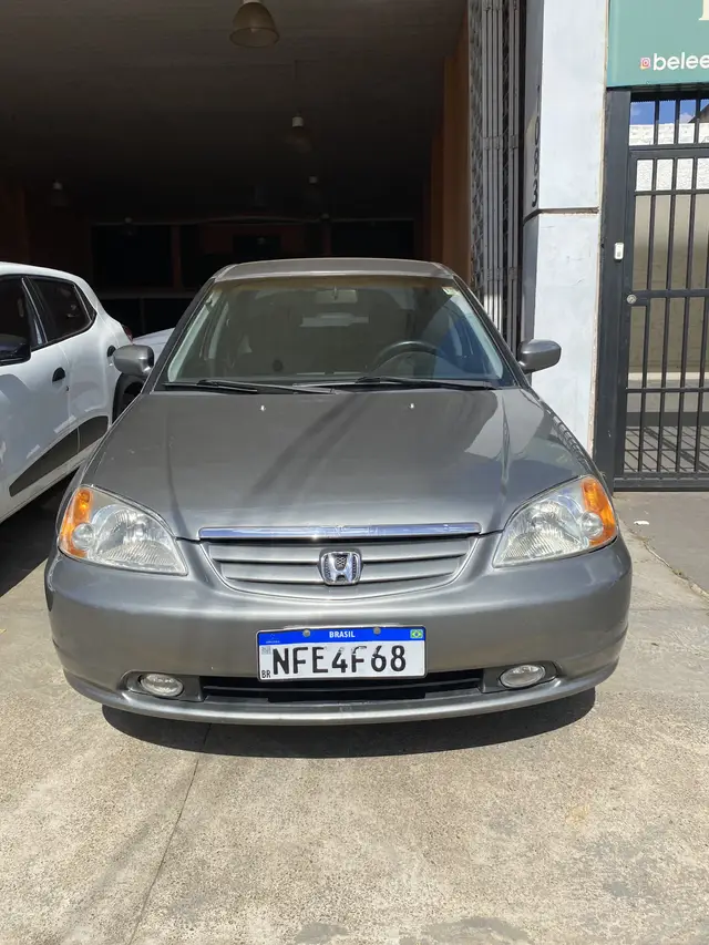 Carro Honda Civic 2003 Sedan LX 1.7 16V (Aut)