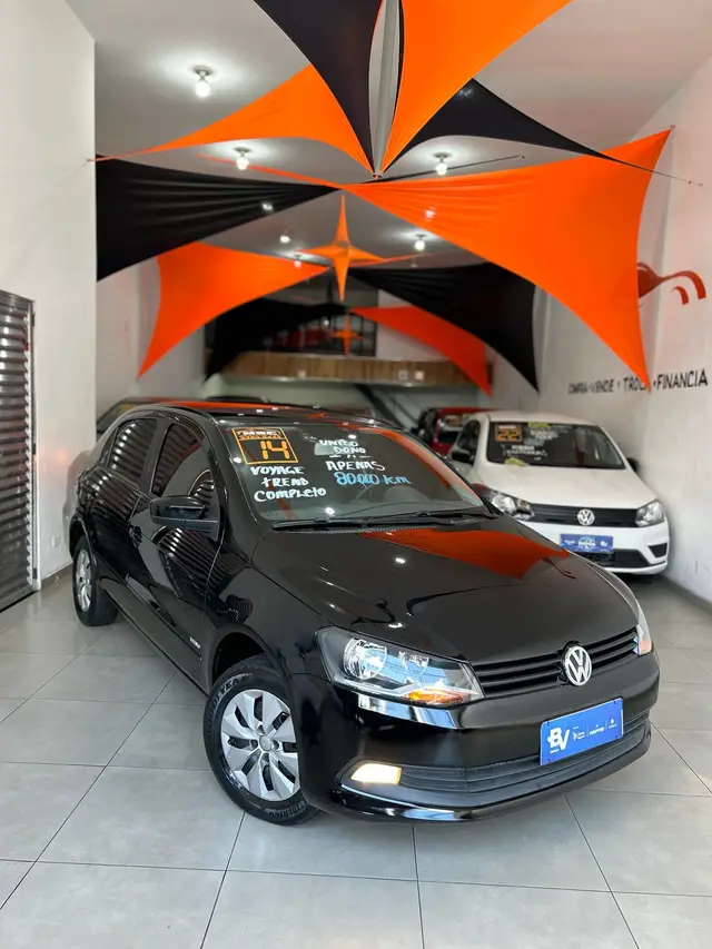 Carro Volkswagen Voyage 2014 1.0 TEC (Flex)