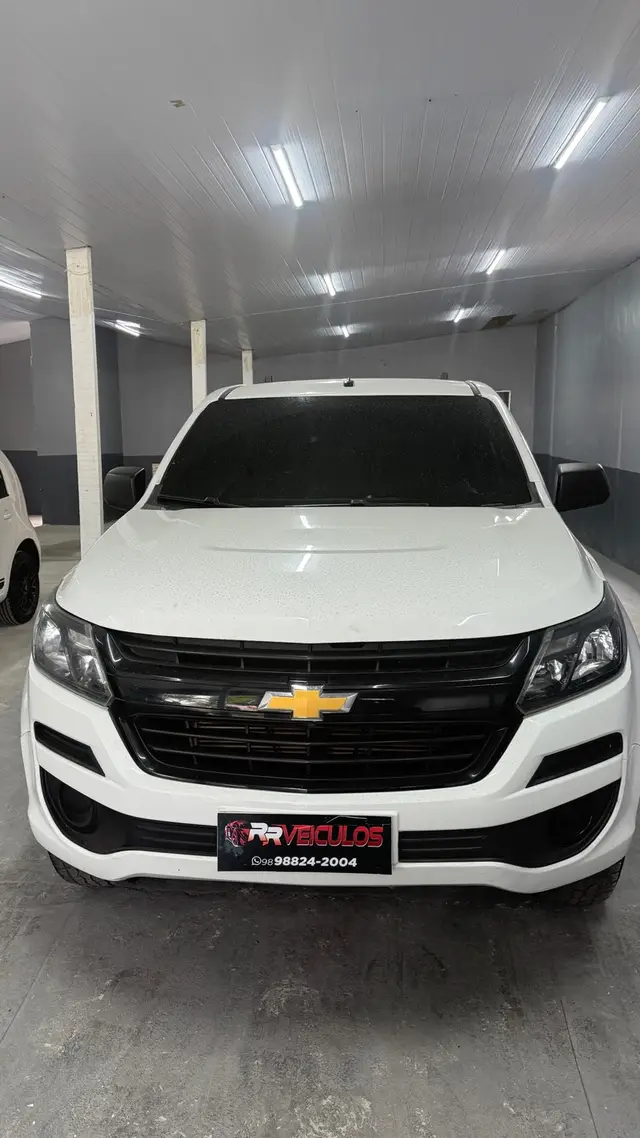 Carro Chevrolet S10 Cabine Simples 2020 S10 2.8 CTDi Chassi Cabine LS 4WD