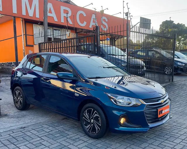 Carro Chevrolet Onix 2024 LT 1.0