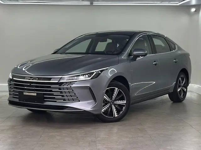 Carro BYD King 2025 DM-i GL