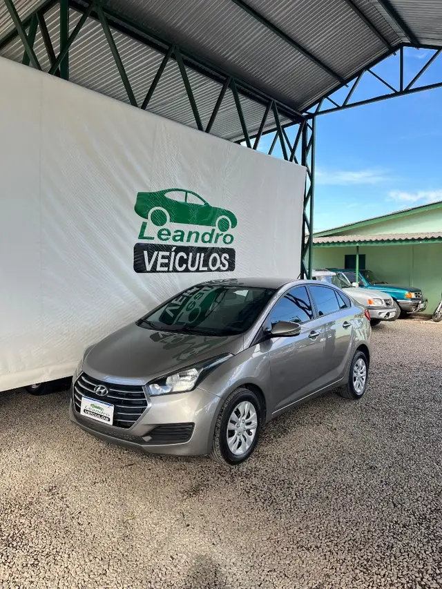 Carro Hyundai HB20S 2017 1.0 Comfort Plus (Flex)