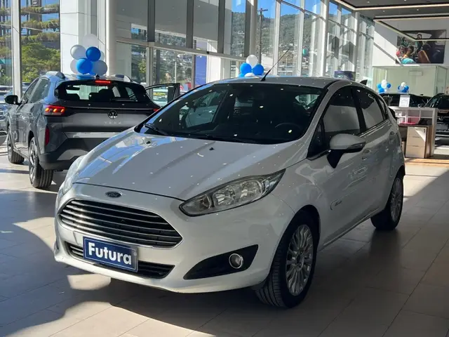 Carro Ford New Fiesta Hatch 2017 New Fiesta Titanium 1.6 16V PowerShift