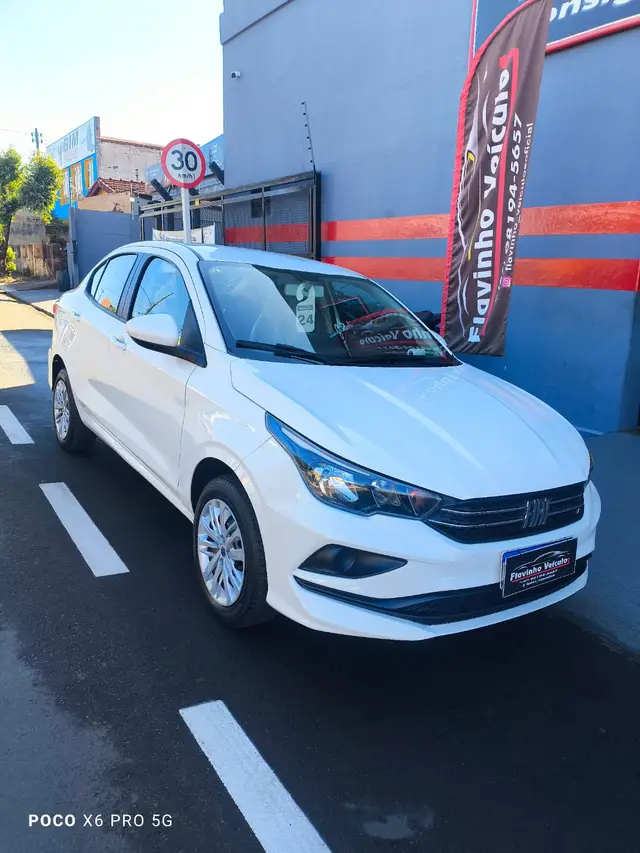 Carro Fiat Cronos 2024 Drive 1.3