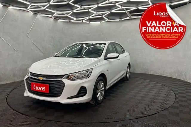 Carro Chevrolet Onix Plus 2023 LT 1.0