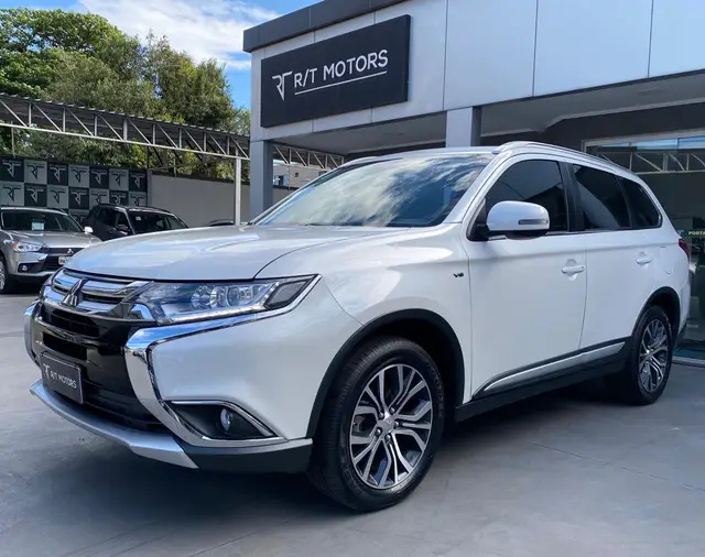 Carro Mitsubishi Outlander 2018 3.0 V6 GT Top 4WD