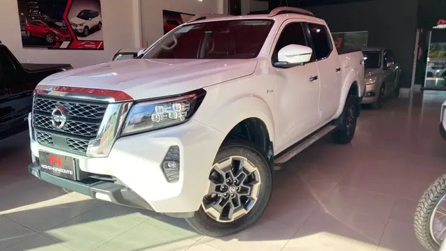 Carro Nissan Frontier 2023 2.3 TD CD Platinum 4x4