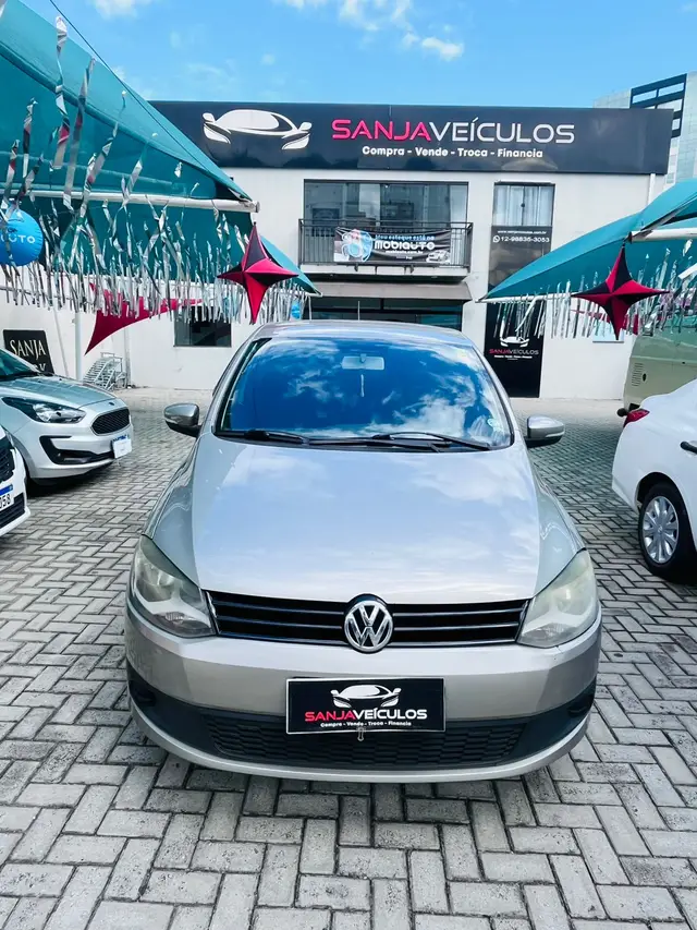 Carro Volkswagen Fox 2012 1.0 8V (Flex) 2p