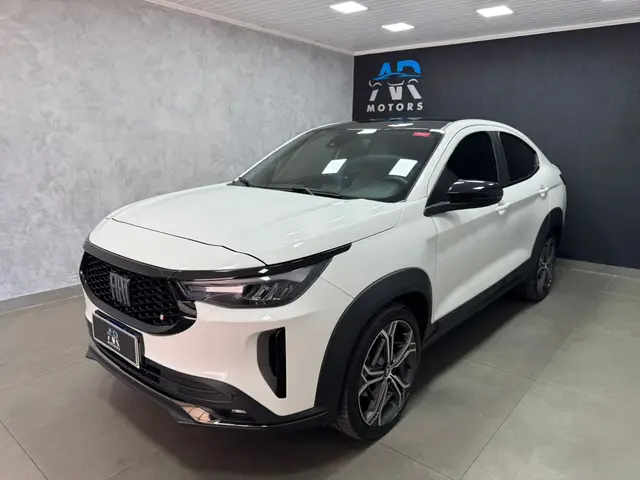 Carro Fiat Fastback 2025 Impetus