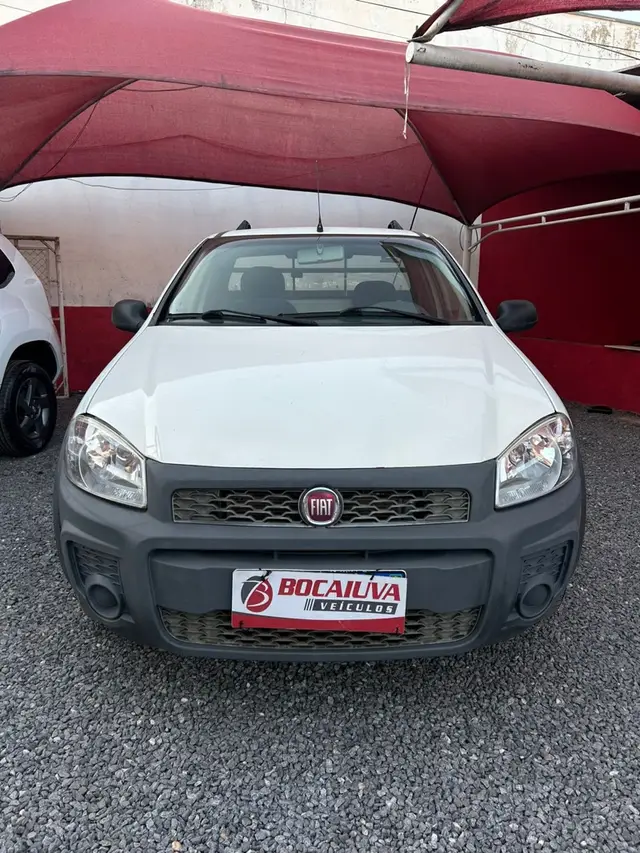 Carro Fiat Strada 2017 Hard Working 1.4 (Flex) (Cabine Simples)