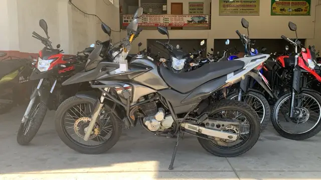 Moto Honda XRE 300 2013 (Flex)