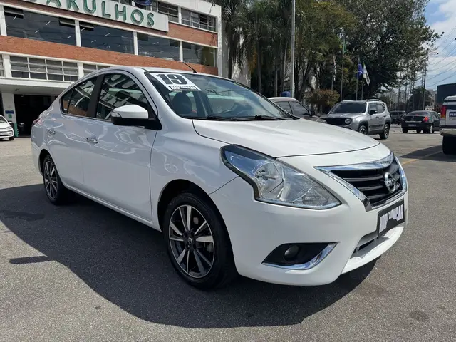 Carro Nissan Versa 2019 1.6 16V SL FlexStart CVT (Flex)
