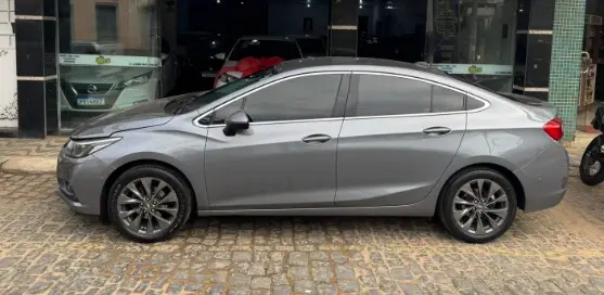 Carro Chevrolet Cruze 2017 Sport LTZ 1.8 16V Flex (Aut.)