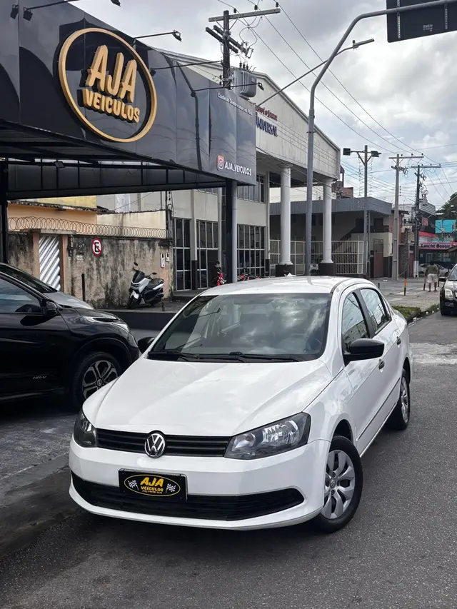 Carro Volkswagen Voyage 2015 1.0 TEC Trendline