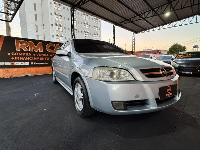 Carro Chevrolet Astra Hatch 2010 Advantage 2.0 (Flex)