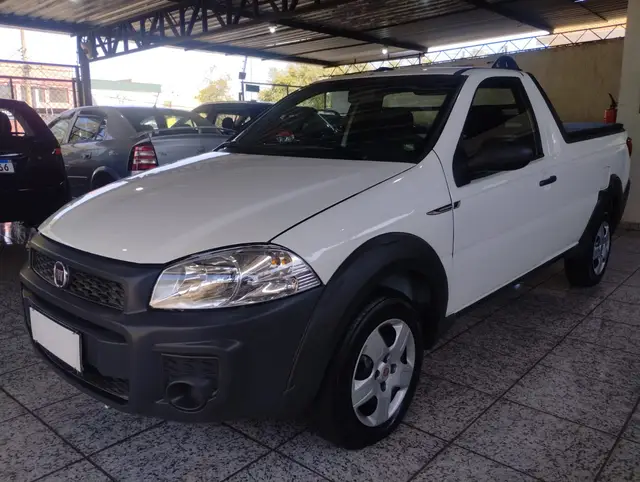 Carro Fiat Strada 2018 Hard Working 1.4 (Flex) (Cabine Simples)