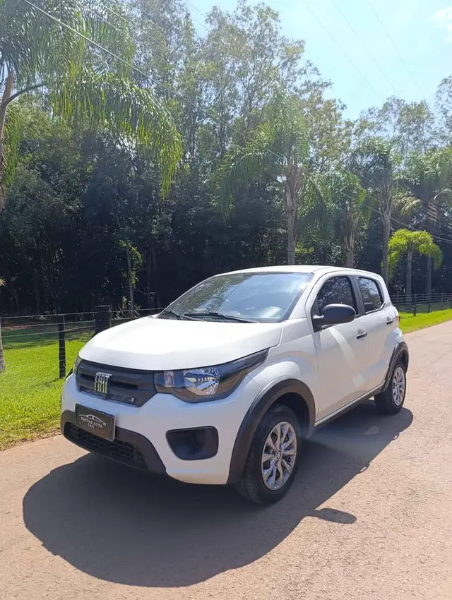 Carro Fiat Mobi 2023 Like 1.0 (Flex)