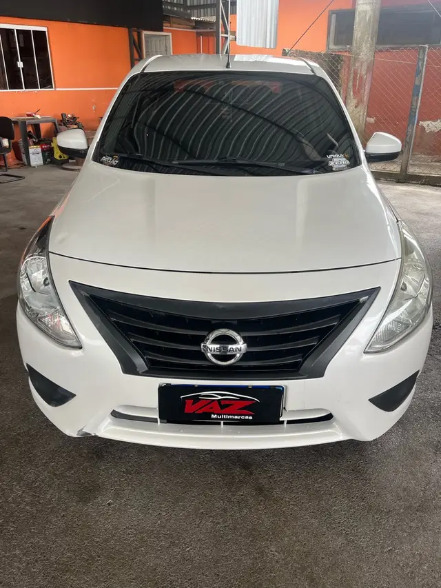 Carro Nissan Versa 2017 1.6 16V SV FlexStart CVT (Flex)