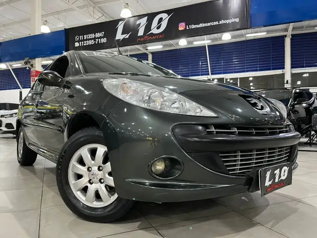 Carro Peugeot 207 2011 Hatch XR Sport 1.4 8V (flex)