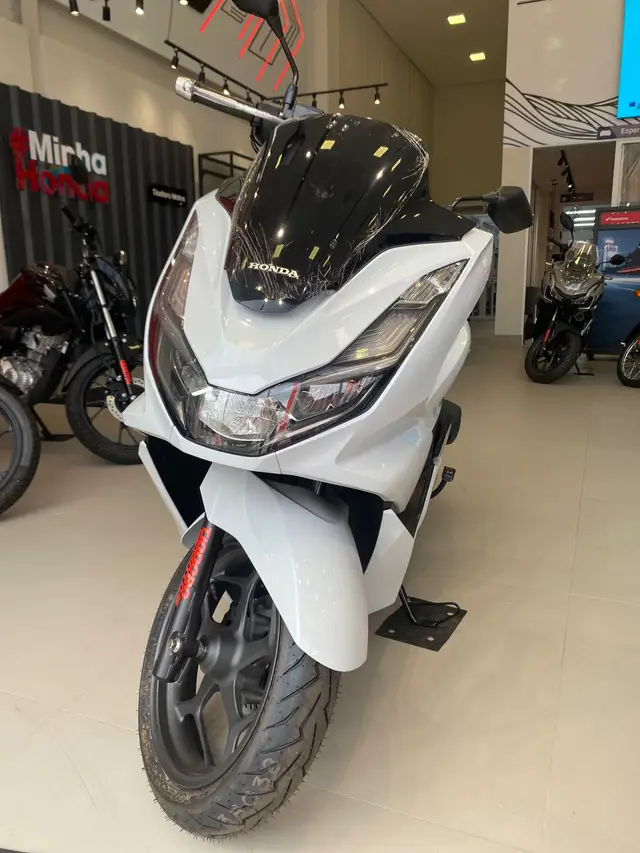 Moto Honda PCX 160 2025 CBS