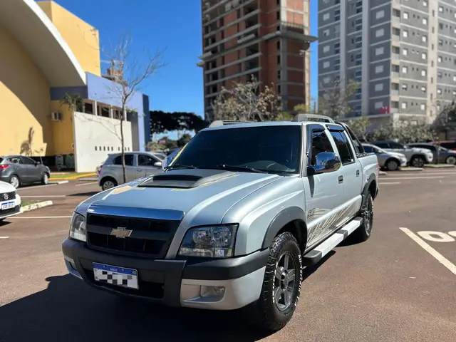 Carro Chevrolet S10 Cabine Dupla 2011 S10 Rodeio 2.4 Flexpower 4X2 (Cab Dupla)