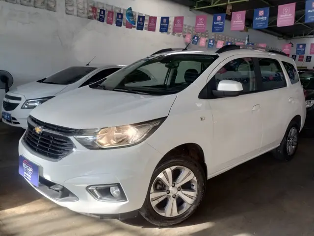 Carro Chevrolet Spin 2024 Premier 1.8 (Aut.)