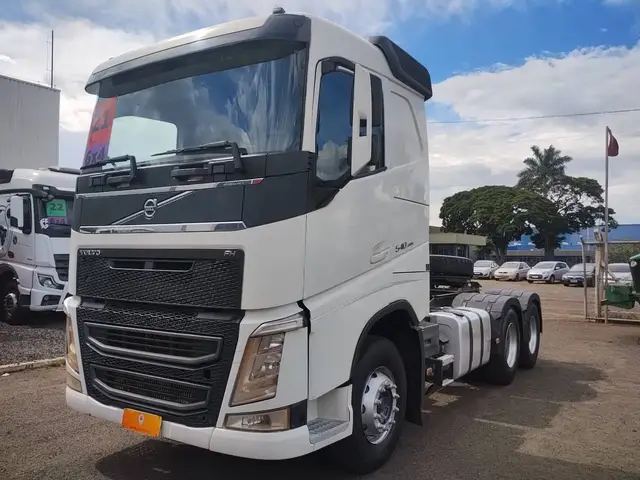 Caminhão Volvo FH 540 2021 6X4
