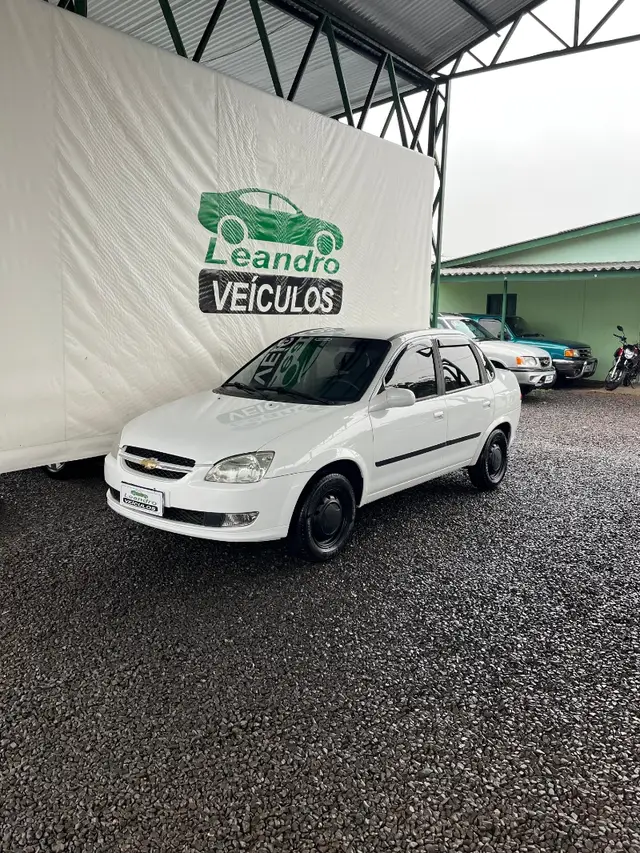 Carro Chevrolet Classic 2015 LS 1.0 VHCE (Flex)