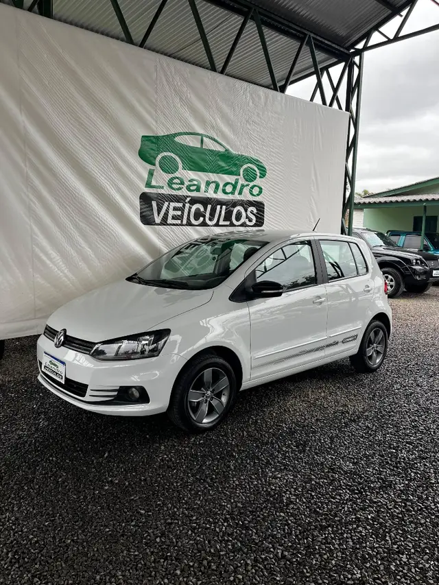Carro Volkswagen Fox 2021 1.6 MSI Connect (Flex)