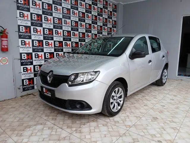 Carro Renault Sandero 2015 Authentique HIi-Power 1.0 16V (Flex)