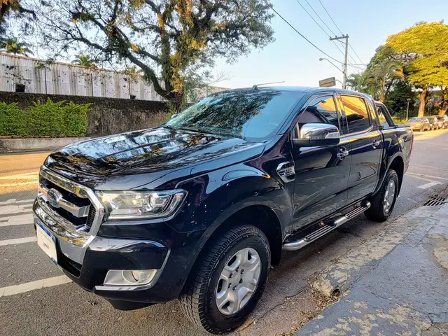 Carro Ford Ranger Cabine Dupla 2017 Ranger 3.2 XLT CD 4x4 (Aut)