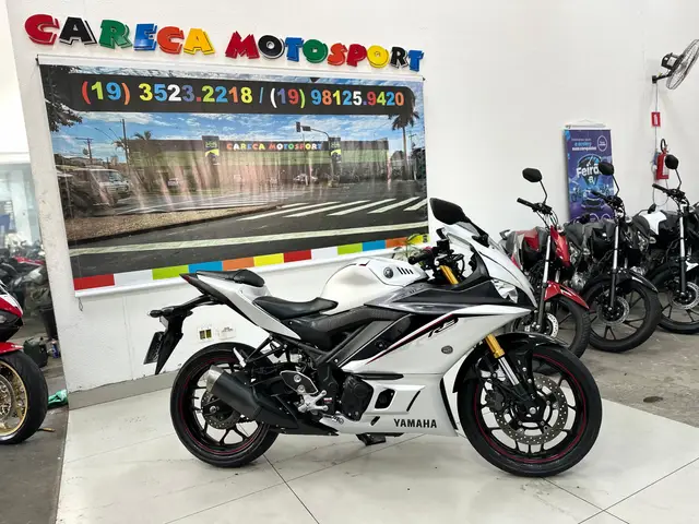 Moto Yamaha YZF R3 2021 (ABS)