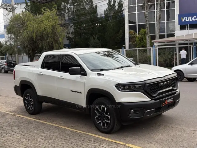 Carro Ram Rampage 2024 Rebel 2.0 Turbodiesel
