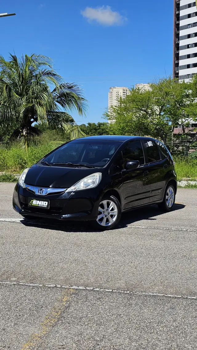 Carro Honda Fit 2014 LX 1.4 (flex)