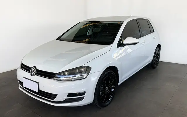 Carro Volkswagen Golf 2014 Comfortline 1.4 TSi