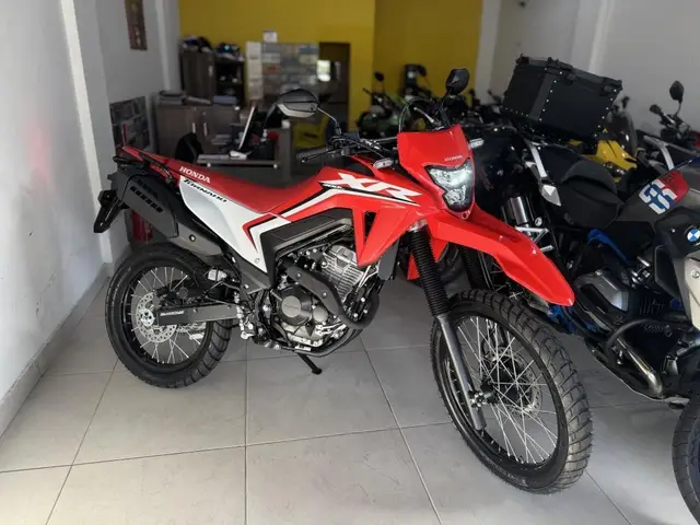 Moto Honda XR 300L 2025 Tornado