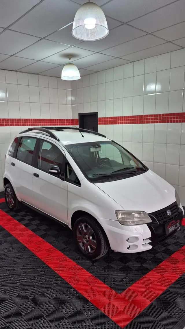 Carro Fiat Idea 2008 Adventure 1.8 (Flex)