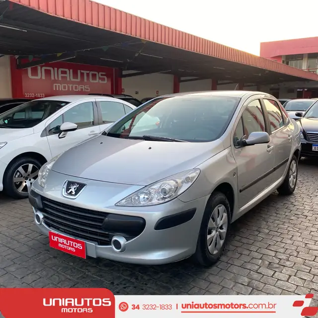Carro Peugeot 307 Sedan 2010 Presence 2.0 16V (flex) (aut.)