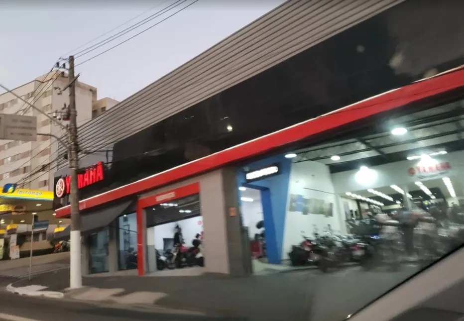 Fachada da loja Veículos à venda em FELTRIN AEROPORTO - São Paulo - SP