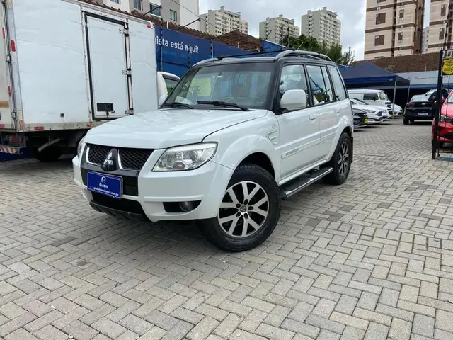 Carro Mitsubishi Pajero TR4 2013 2.0 16V 4x2 (Flex) (Aut)