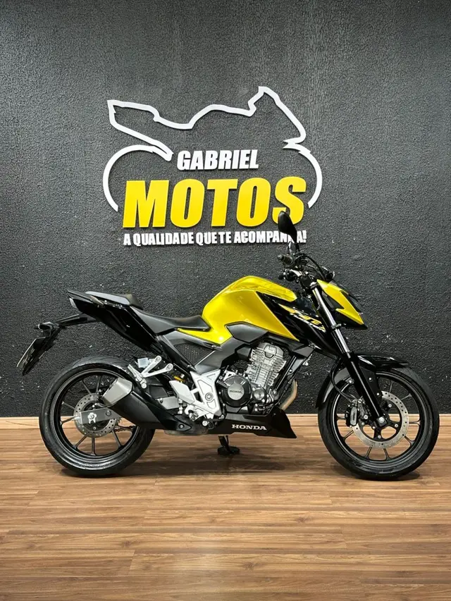 Moto Honda CB 300F Twister 2024 (ABS)